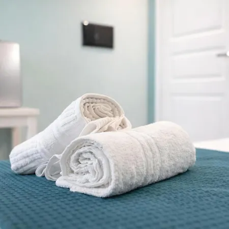 Meraki - Centre Private Bathroom 3*